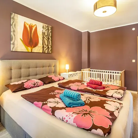 Apartament Flat *
